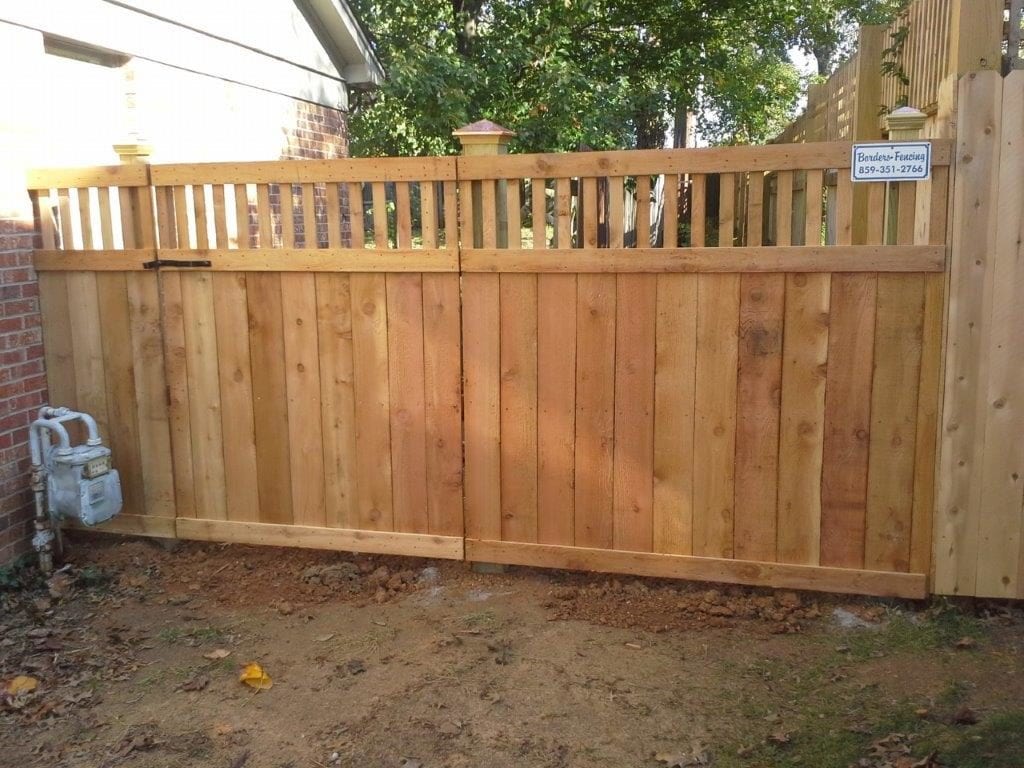 Cedar Privacy With Top And Bottom Trim And Handcut Slats 2
